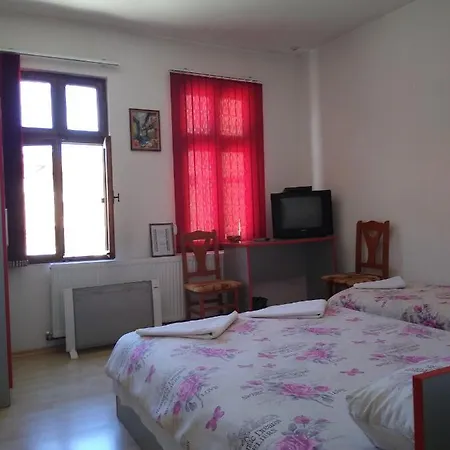 - Guest house
