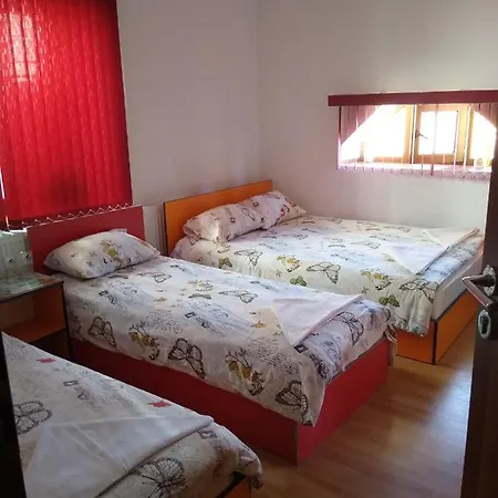 - Konukevi