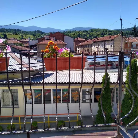 招待所 - 巴塔克